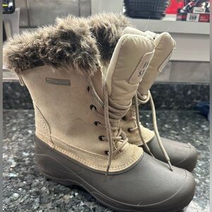 Field & Stream Thinsulate Water Resistance Boots Leather Upper Gray Tan Size 9